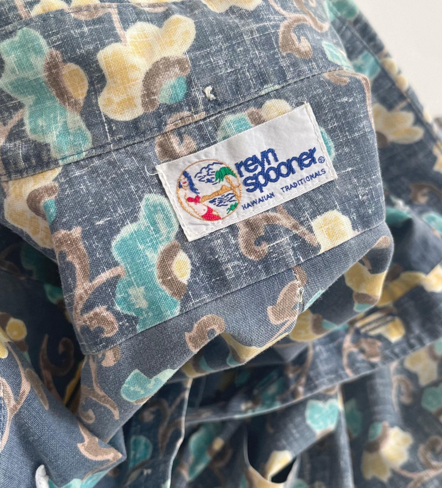 Vintage Reyn Spooner Hawaiian Shirt: 80s Floral Print Aloha Shirt