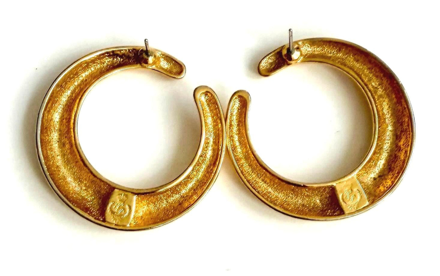 Vintage 80s Gold Earring 1.5" Round Circle Ring Costume Jewelry